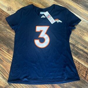 Russell Wilson ladies size medium Broncos licensed NFL  v-necked T -shirt